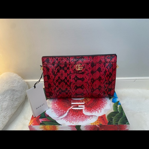 Gucci Red
watersnake ophidia chain
shoulder bag limited/ exclusive - Picture 2 of 4